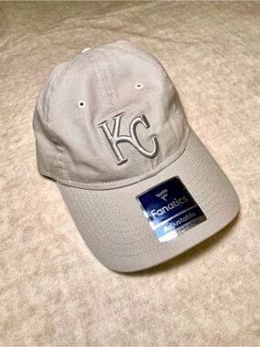 Women’s Adjustable Kansas City Royals Baseball Cap/Hat